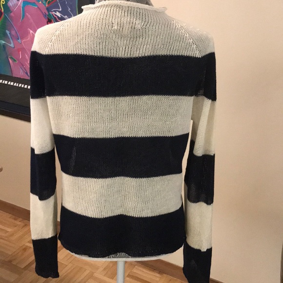 Very cute sweater - Picture 3 of 5